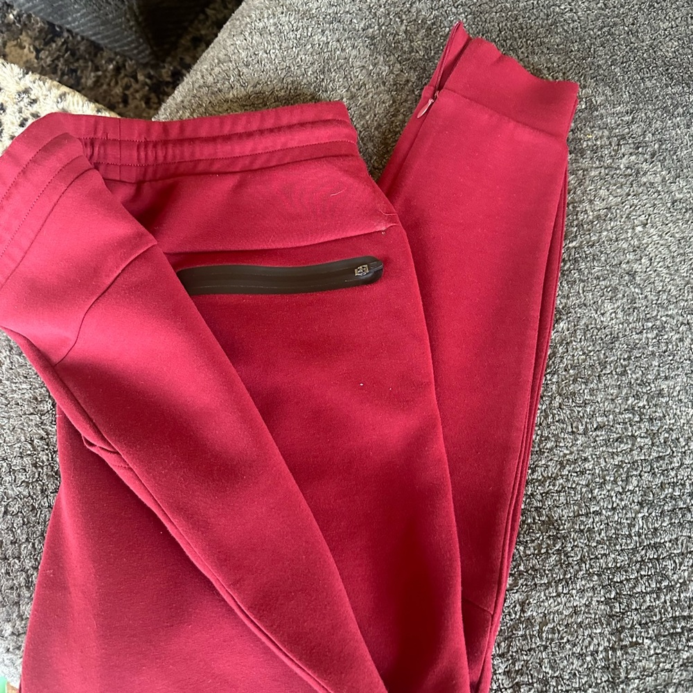 Zyia Maroon Jogger Bottoms - Comfortable Everyday Wear